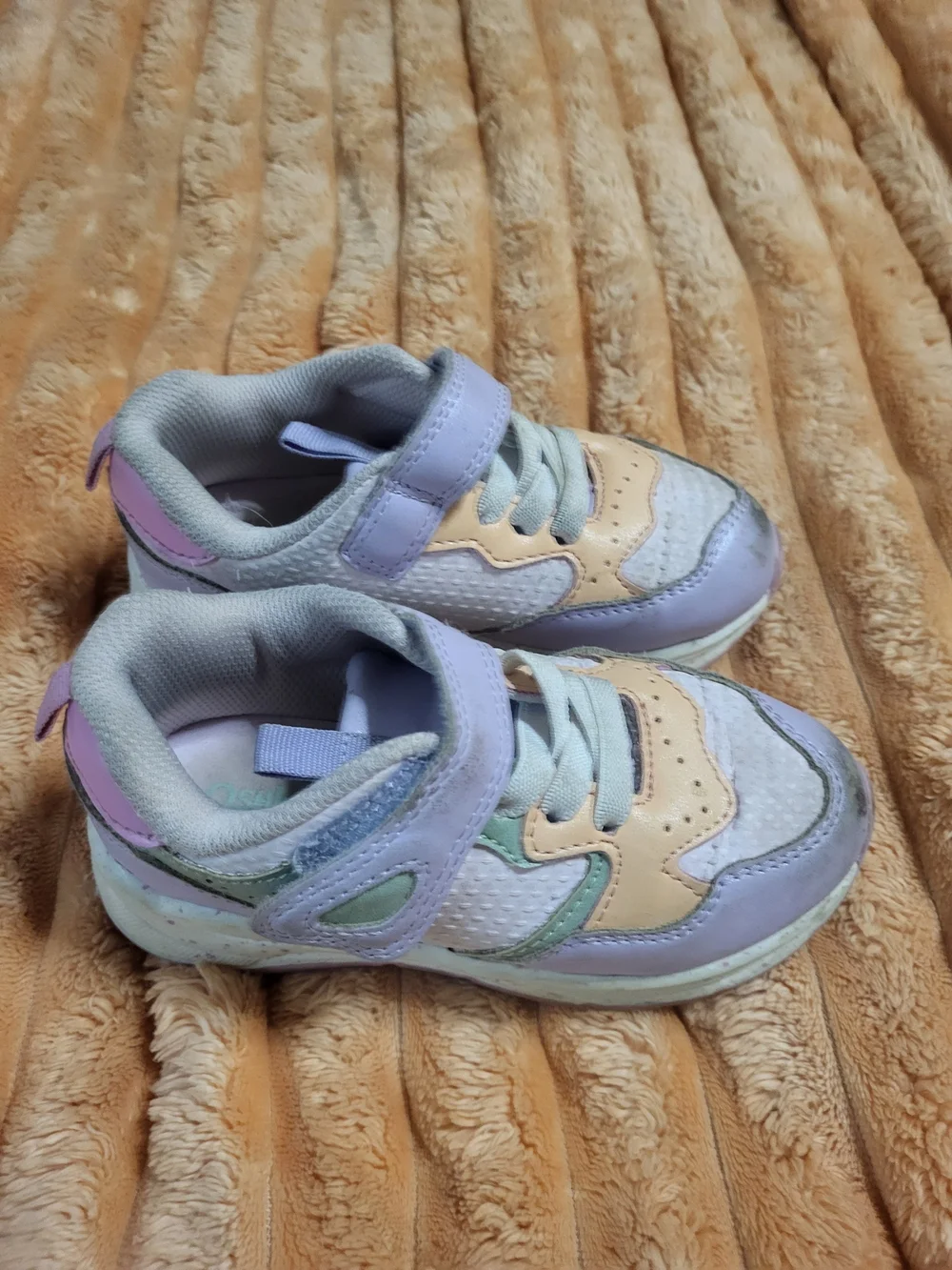 Oshkosh Bgosh Lace-Up Velcro Sneakers
